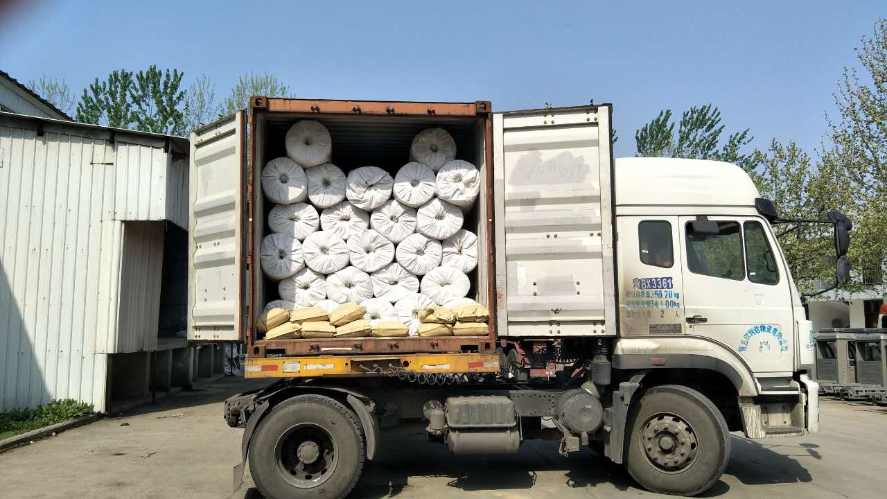 5.8m X 30mt (5000gsm) shipping .jpg